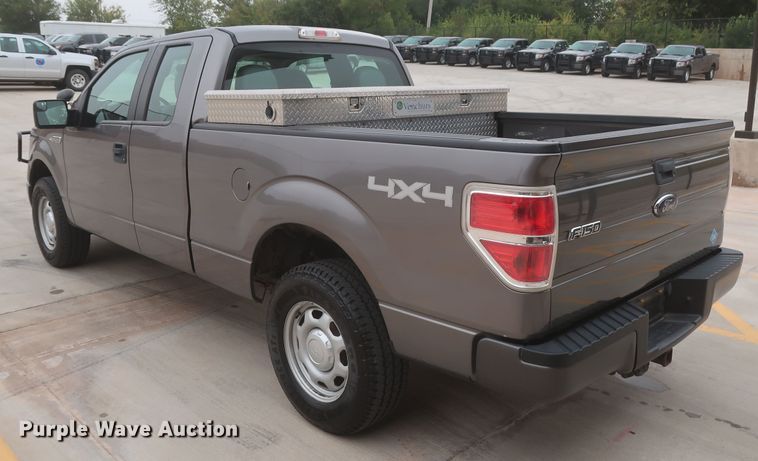 image for item HW9002 2014 Ford F150  SuperCab pickup truck