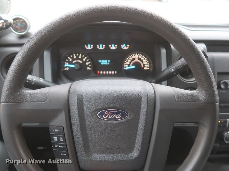 image for item HW9002 2014 Ford F150  SuperCab pickup truck