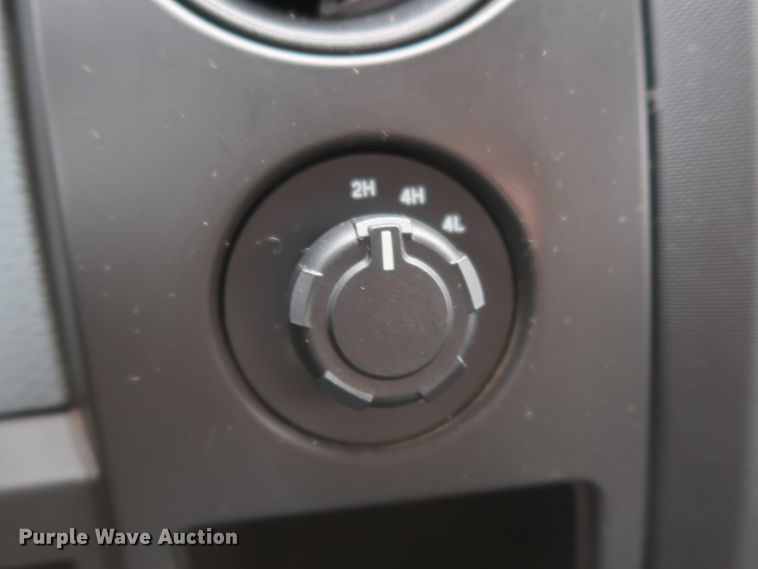 image for item HW9002 2014 Ford F150  SuperCab pickup truck