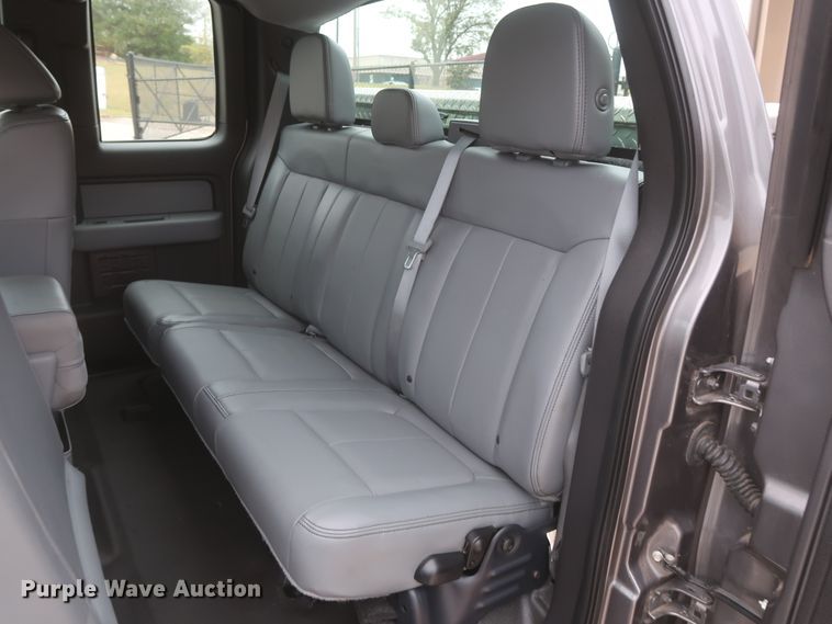 image for item HW9002 2014 Ford F150  SuperCab pickup truck