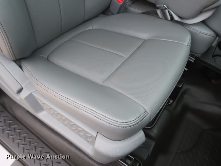 image for item HW9002 2014 Ford F150  SuperCab pickup truck