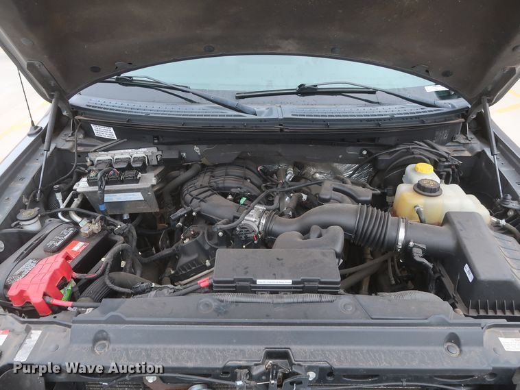 image for item HW9002 2014 Ford F150  SuperCab pickup truck