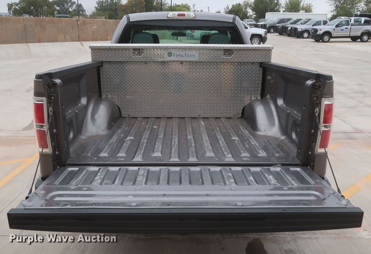 image for item HW9002 2014 Ford F150  SuperCab pickup truck