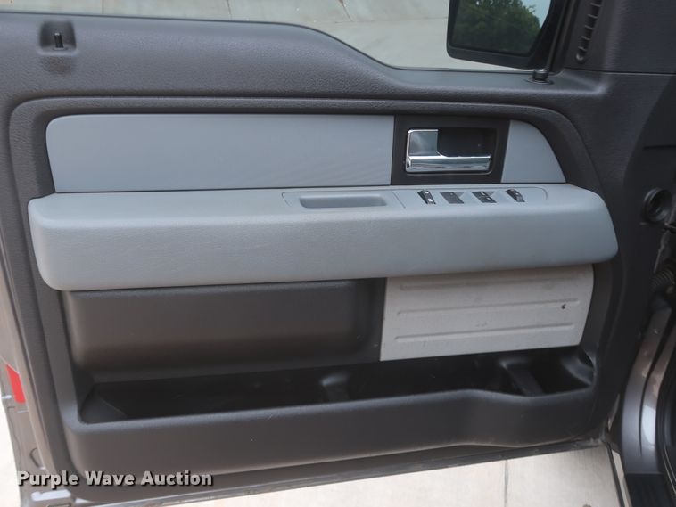 image for item HW9003 2014 Ford F150  SuperCab pickup truck