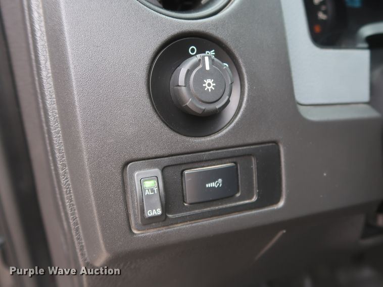 image for item HW9003 2014 Ford F150  SuperCab pickup truck