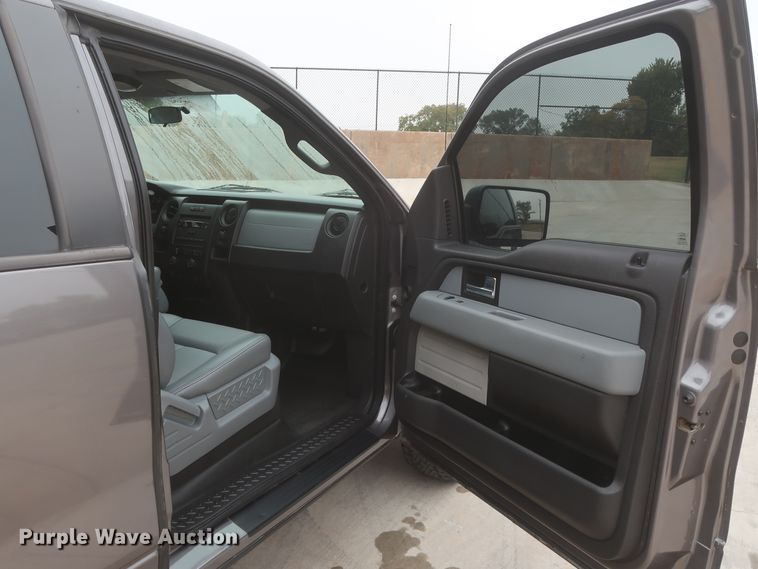 image for item HW9003 2014 Ford F150  SuperCab pickup truck