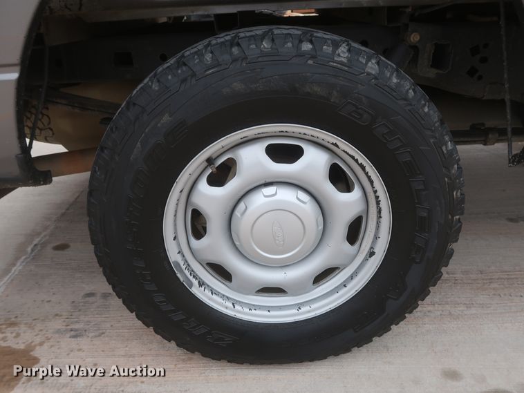 image for item HW9003 2014 Ford F150  SuperCab pickup truck