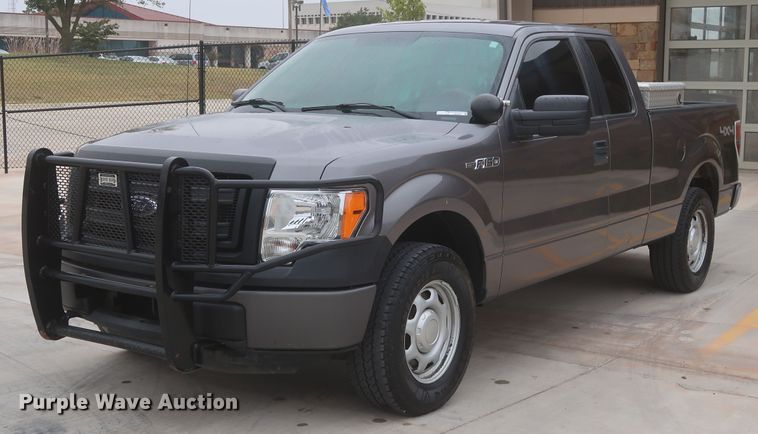 image for item HW9004 2014 Ford F150  SuperCab pickup truck