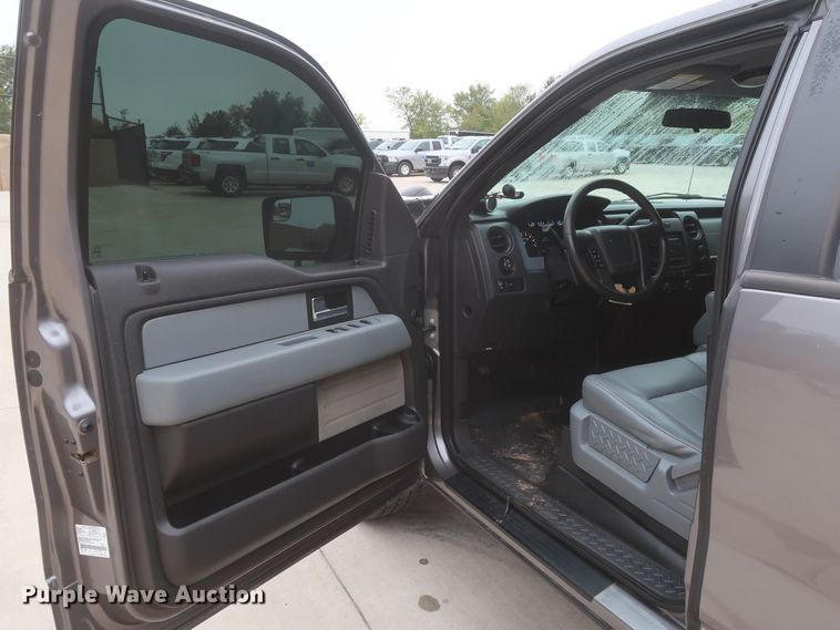 image for item HW9004 2014 Ford F150  SuperCab pickup truck