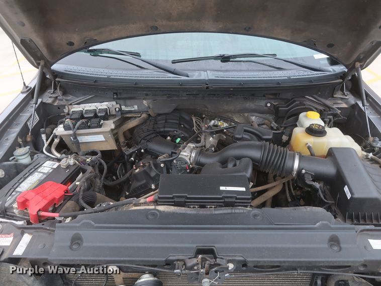 image for item HW9004 2014 Ford F150  SuperCab pickup truck