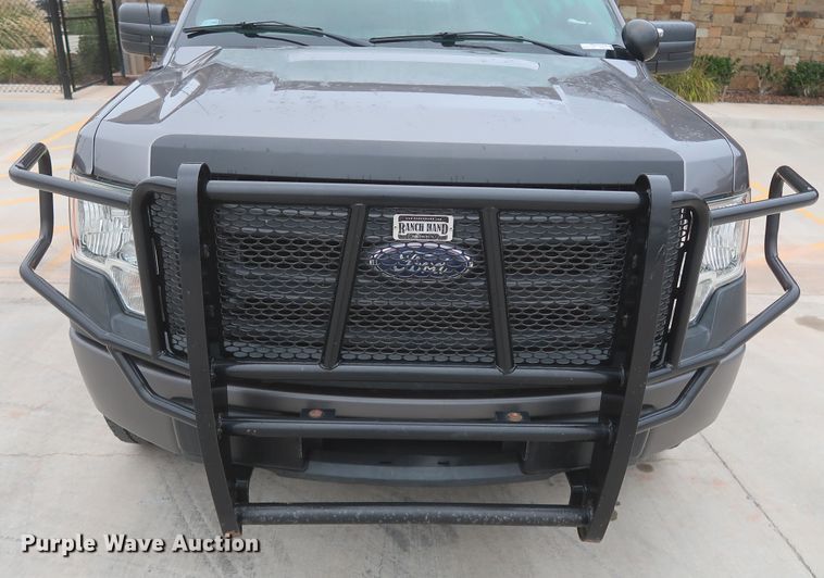 image for item HW9004 2014 Ford F150  SuperCab pickup truck