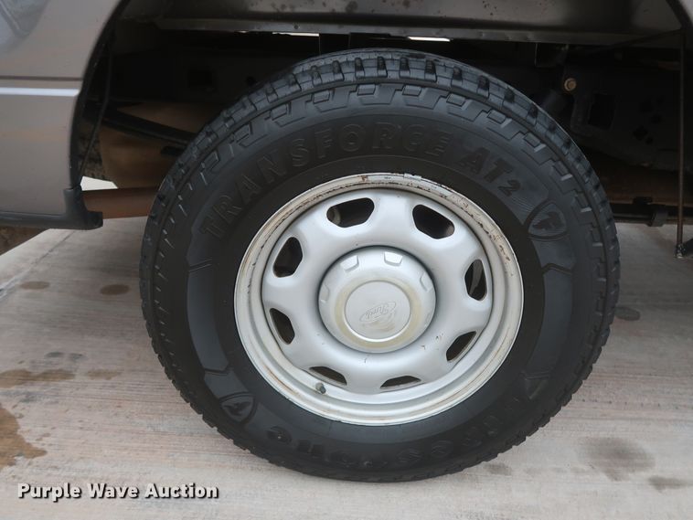 image for item HW9004 2014 Ford F150  SuperCab pickup truck