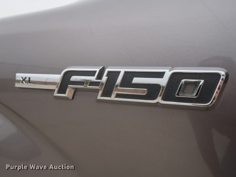 image for item HW9004 2014 Ford F150  SuperCab pickup truck