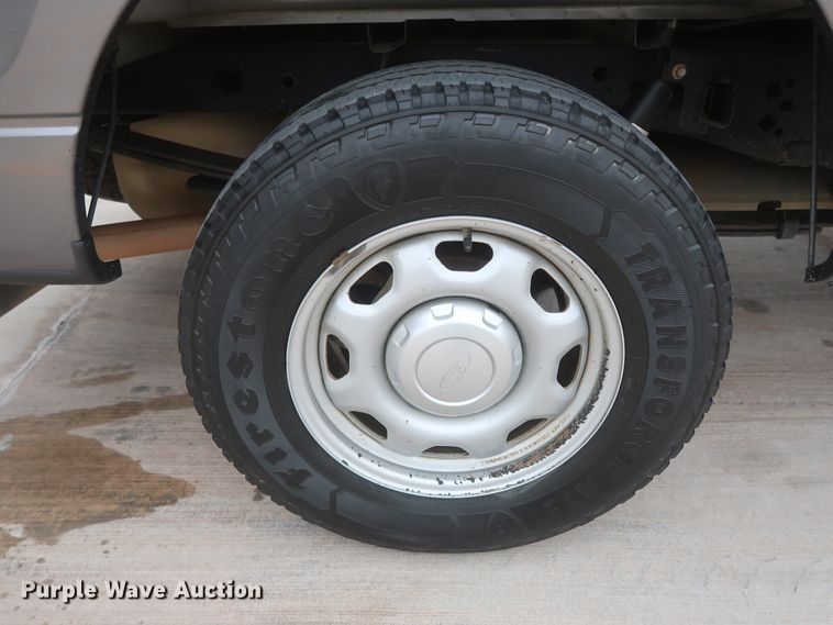 image for item HW9005 2014 Ford F150  SuperCab pickup truck