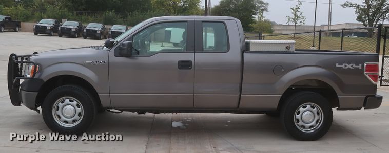 image for item HW9006 2014 Ford F150  SuperCab pickup truck