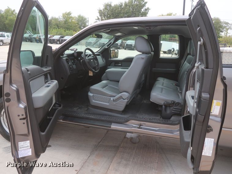 image for item HW9006 2014 Ford F150  SuperCab pickup truck