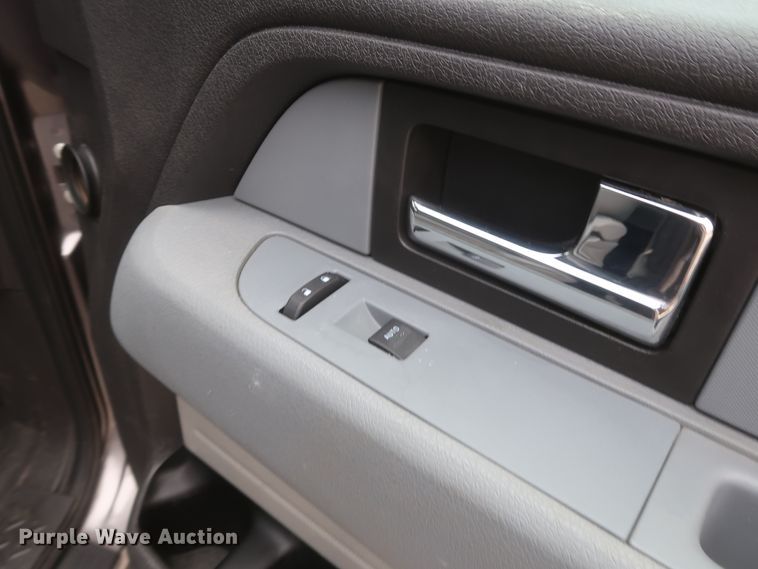 image for item HW9006 2014 Ford F150  SuperCab pickup truck