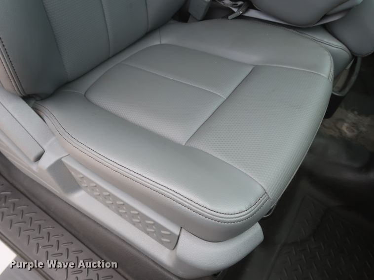 image for item HW9006 2014 Ford F150  SuperCab pickup truck