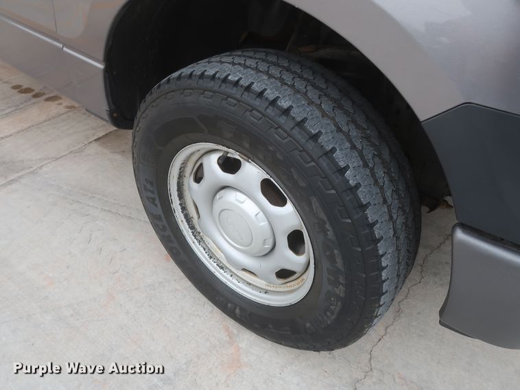 image for item HW9006 2014 Ford F150  SuperCab pickup truck