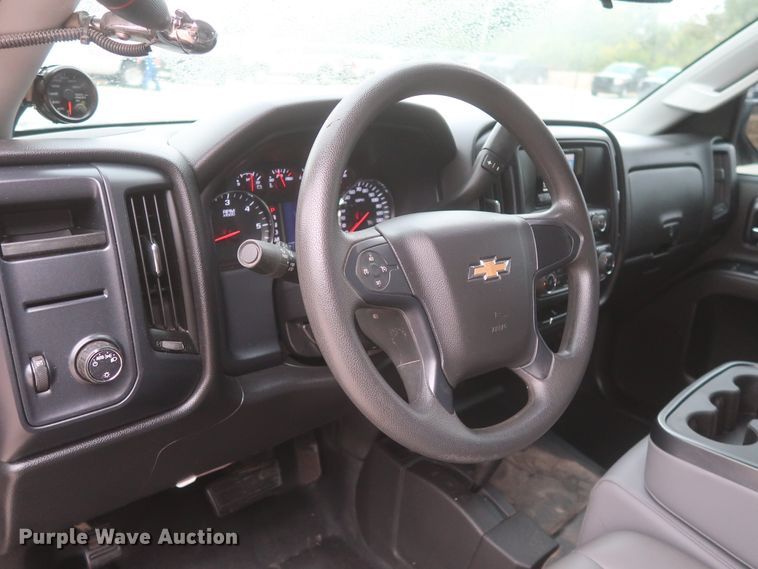 image for item HW9007 2015 Chevrolet Silverado 1500  Double Cab pickup truck