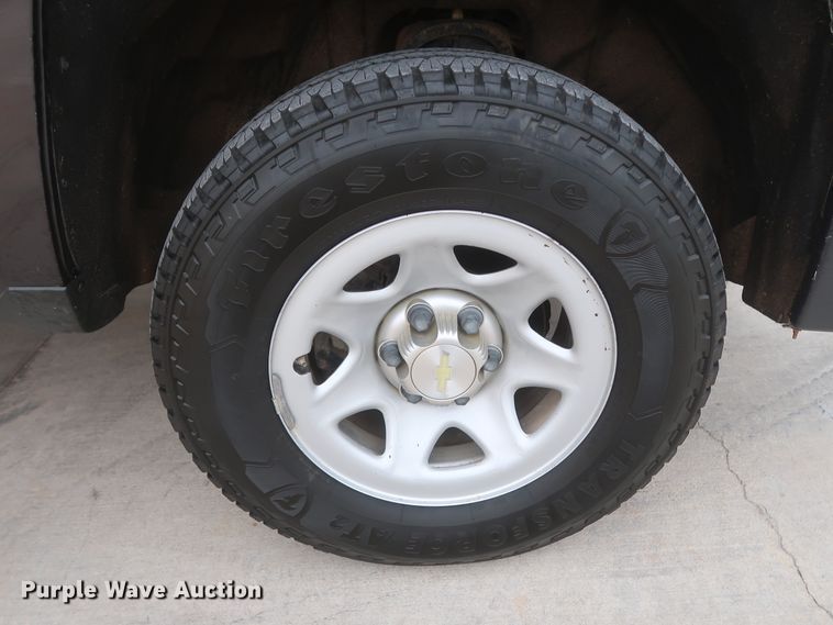 image for item HW9007 2015 Chevrolet Silverado 1500  Double Cab pickup truck