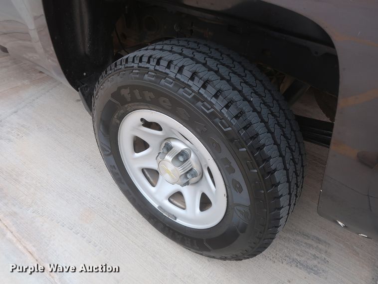 image for item HW9007 2015 Chevrolet Silverado 1500  Double Cab pickup truck