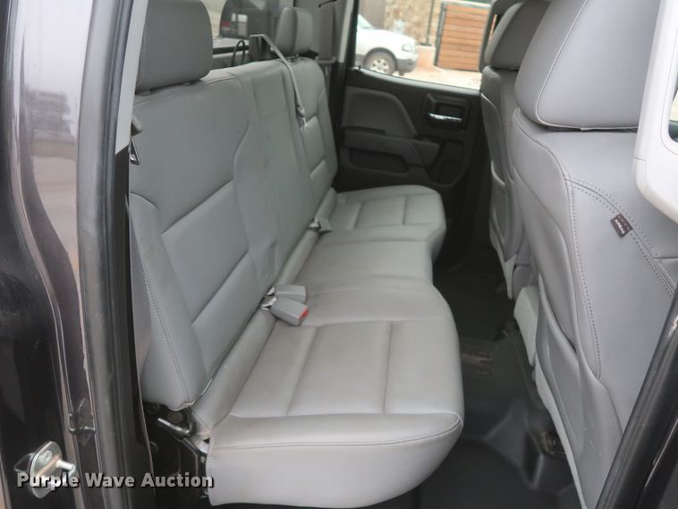 image for item HW9008 2015 Chevrolet Silverado 1500  Double Cab pickup truck