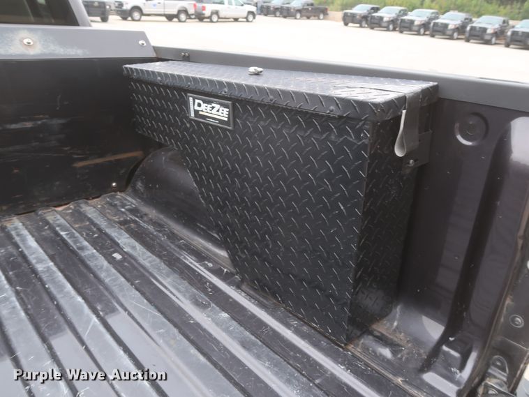 image for item HW9008 2015 Chevrolet Silverado 1500  Double Cab pickup truck