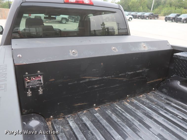 image for item HW9008 2015 Chevrolet Silverado 1500  Double Cab pickup truck