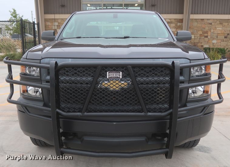 image for item HW9009 2015 Chevrolet Silverado 1500  Double Cab pickup truck