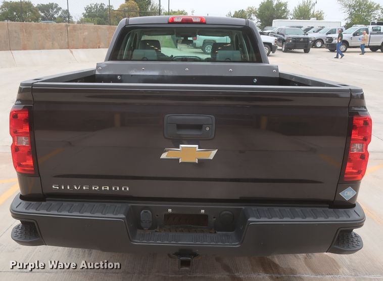 image for item HW9009 2015 Chevrolet Silverado 1500  Double Cab pickup truck