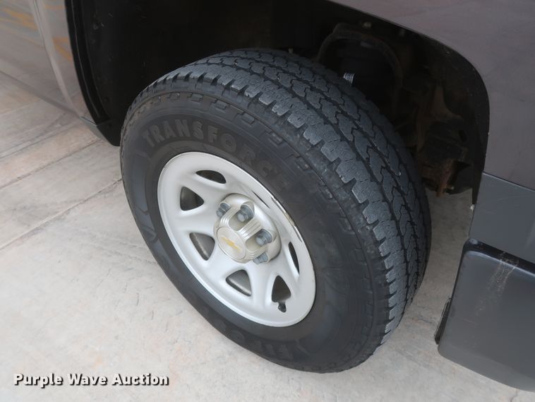 image for item HW9009 2015 Chevrolet Silverado 1500  Double Cab pickup truck