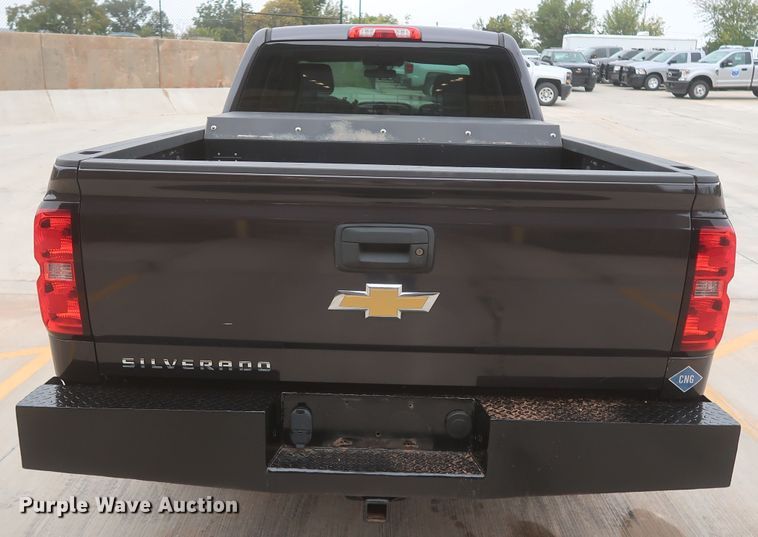 image for item HW9010 2015 Chevrolet Silverado 1500  Double Cab pickup truck