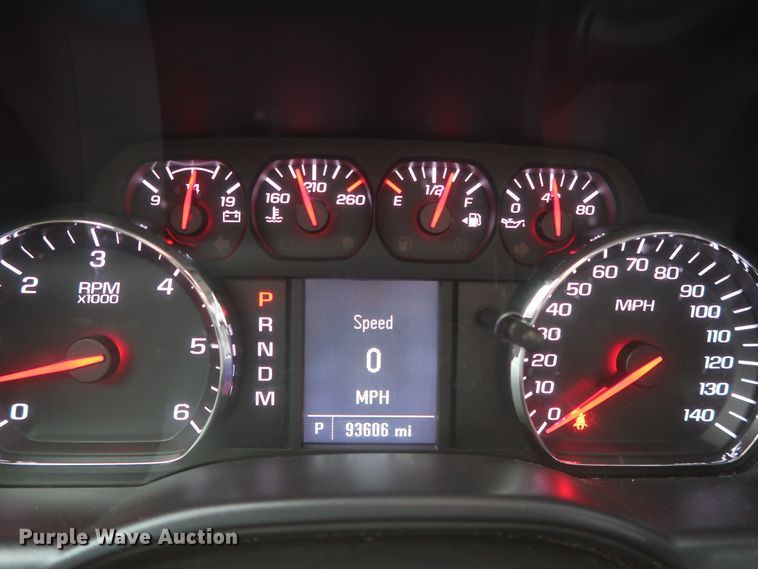 image for item HW9010 2015 Chevrolet Silverado 1500  Double Cab pickup truck