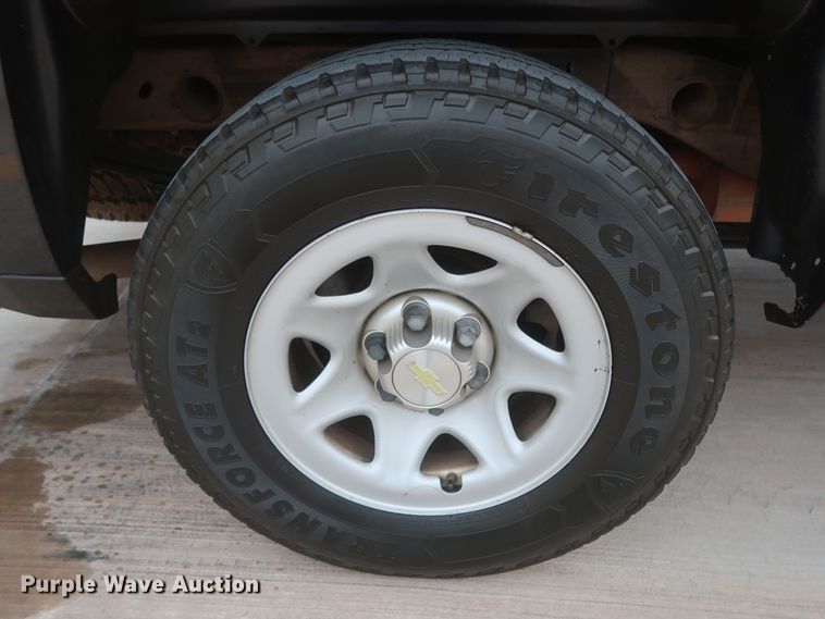 image for item HW9010 2015 Chevrolet Silverado 1500  Double Cab pickup truck