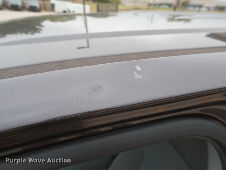 image for item HW9011 2015 Chevrolet Silverado 1500  Crew Cab pickup truck