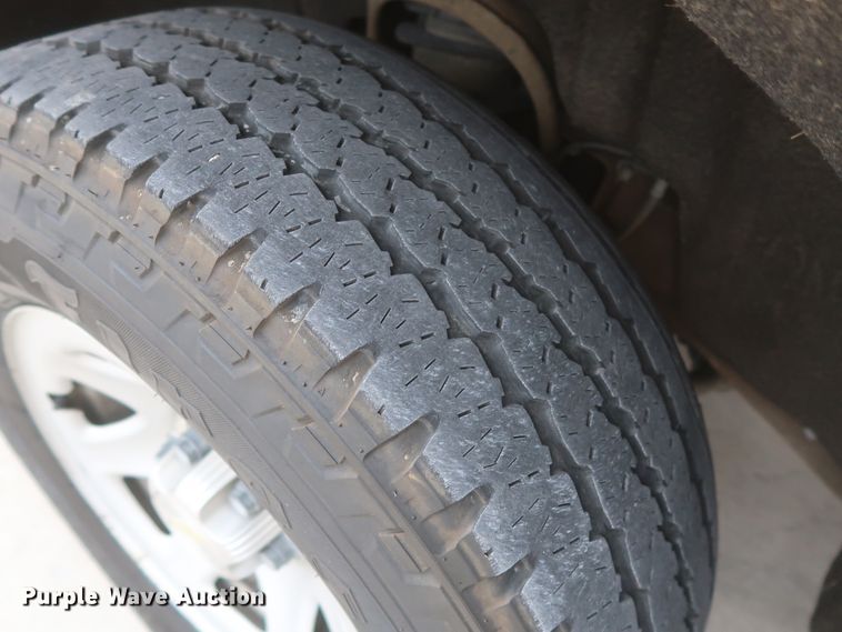 image for item HW9011 2015 Chevrolet Silverado 1500  Crew Cab pickup truck