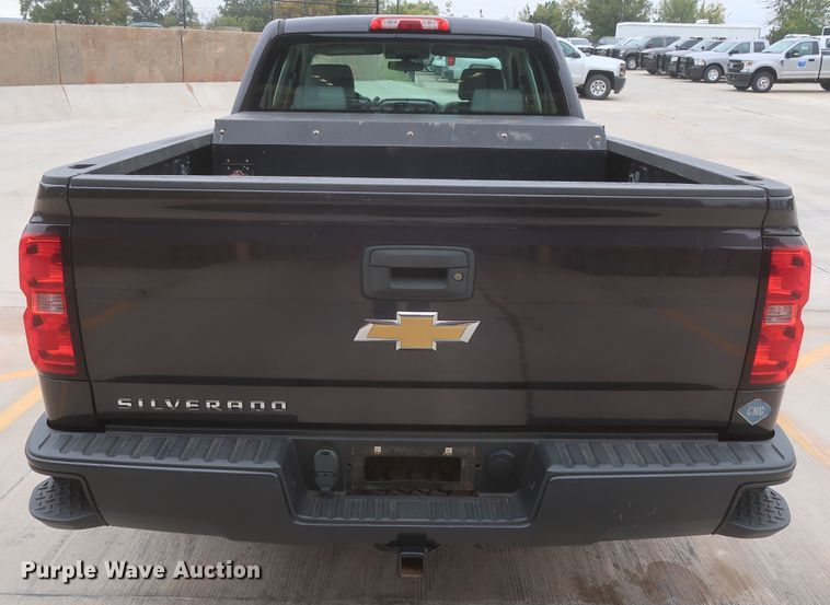 image for item HW9012 2015 Chevrolet Silverado 1500  Double Cab pickup truck