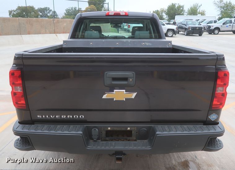 image for item HW9012 2015 Chevrolet Silverado 1500  Double Cab pickup truck