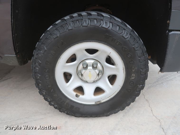 image for item HW9012 2015 Chevrolet Silverado 1500  Double Cab pickup truck