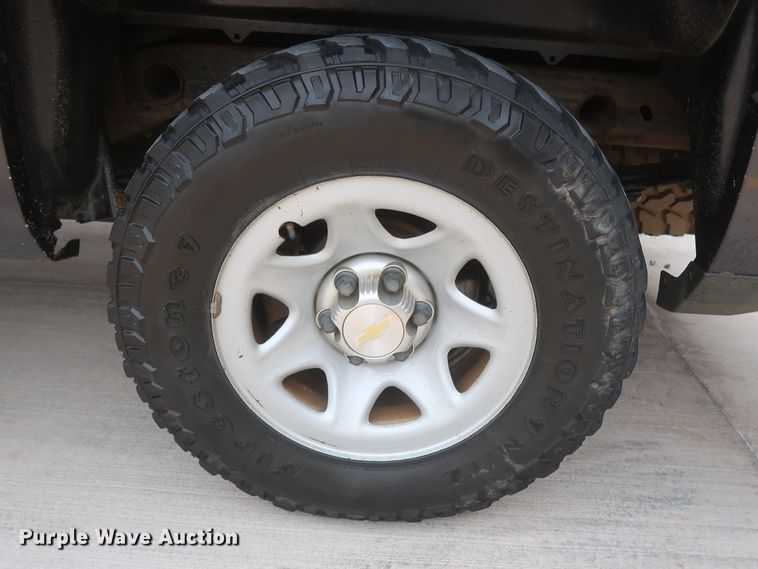 image for item HW9012 2015 Chevrolet Silverado 1500  Double Cab pickup truck