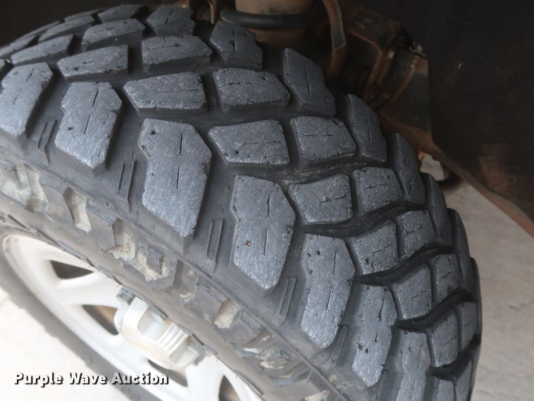 image for item HW9012 2015 Chevrolet Silverado 1500  Double Cab pickup truck