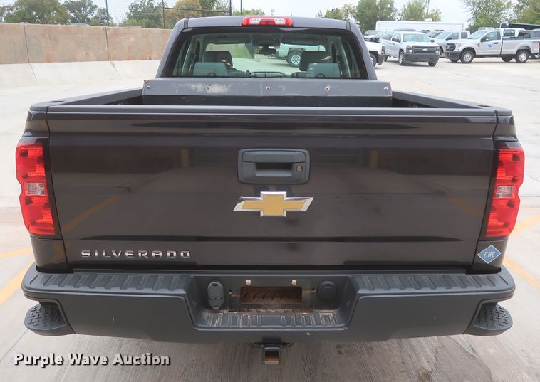 image for item HW9013 2015 Chevrolet Silverado 1500  Double Cab pickup truck