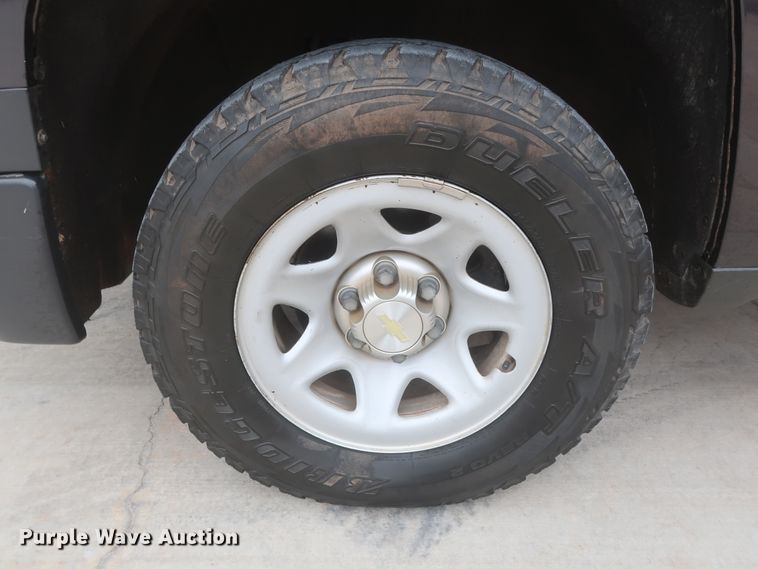 image for item HW9013 2015 Chevrolet Silverado 1500  Double Cab pickup truck