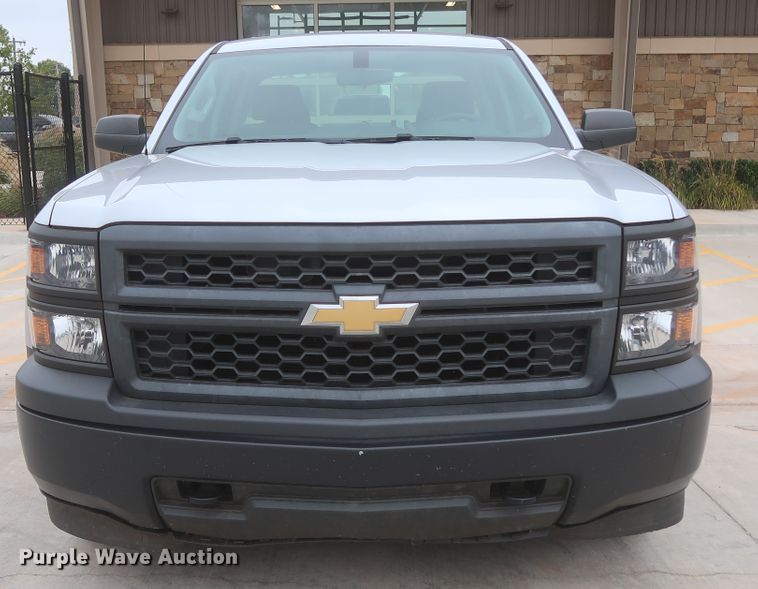 image for item HW9014 2015 Chevrolet Silverado 1500  Double Cab pickup truck