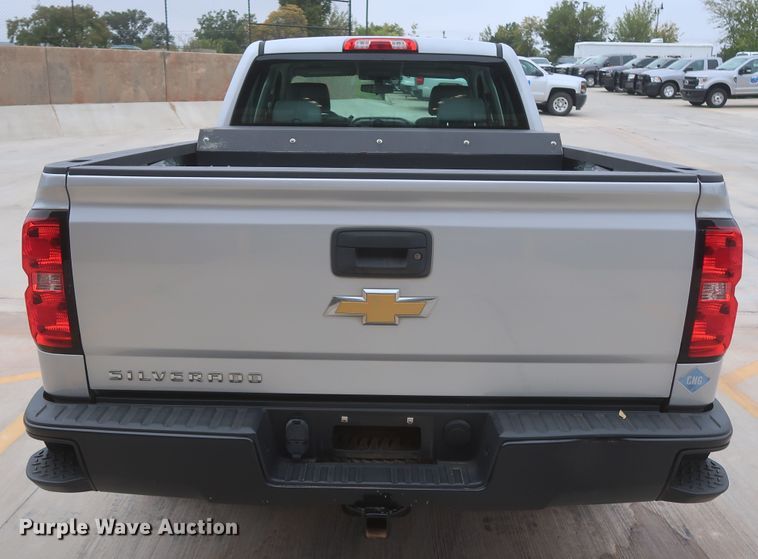 image for item HW9014 2015 Chevrolet Silverado 1500  Double Cab pickup truck