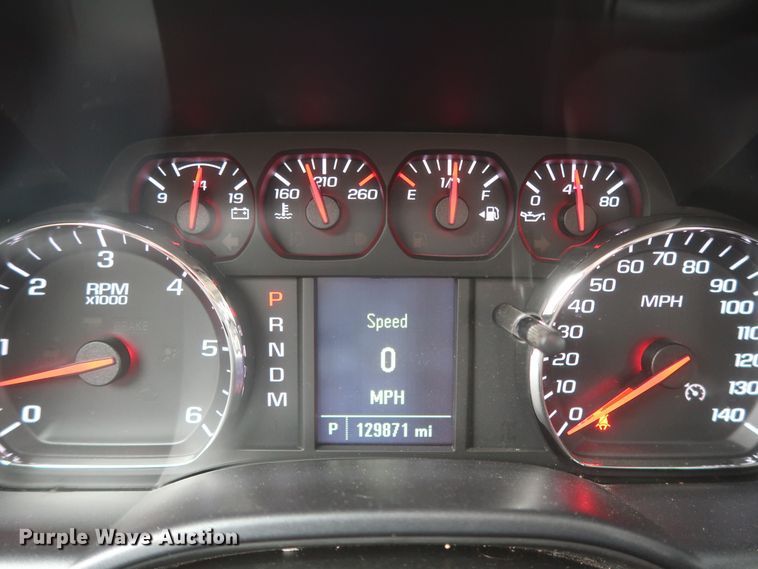 image for item HW9014 2015 Chevrolet Silverado 1500  Double Cab pickup truck