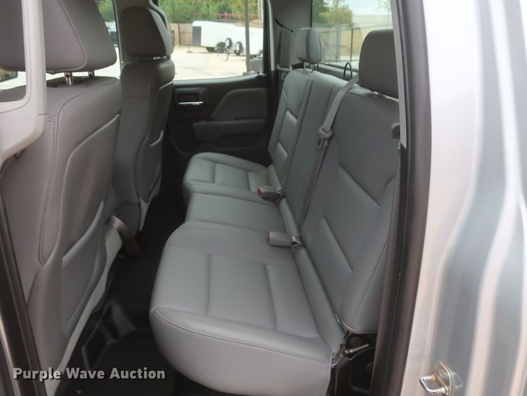 image for item HW9014 2015 Chevrolet Silverado 1500  Double Cab pickup truck