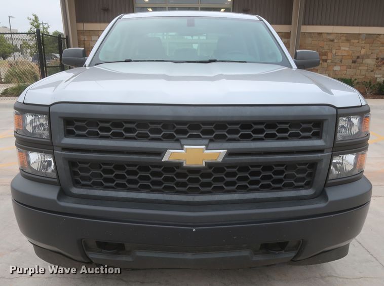 image for item HW9014 2015 Chevrolet Silverado 1500  Double Cab pickup truck