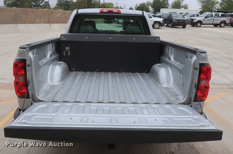 image for item HW9014 2015 Chevrolet Silverado 1500  Double Cab pickup truck